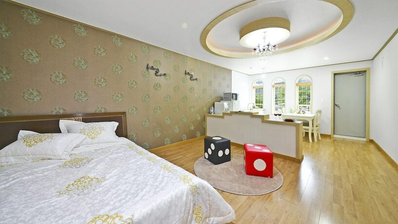 Imagen de la habitación del Hotel Tongyoung Macaio Pension. Foto 19