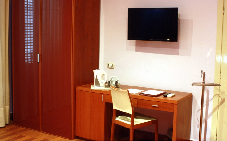 Imagen de la habitación del Hotel Tonic, Palermo. Foto 8
