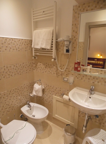 Imagen de la habitación del Hotel Tonic, Palermo. Foto 9
