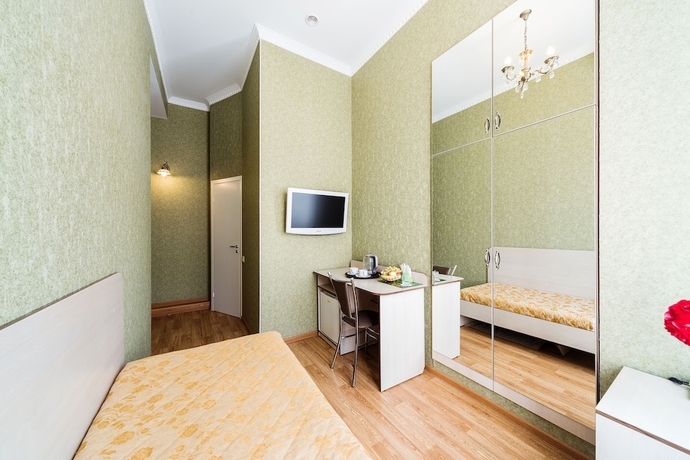 Imagen de la habitación del Hotel Tonika. Foto 8