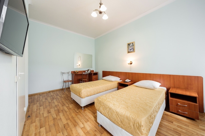 Imagen de la habitación del Hotel Tonika. Foto 14