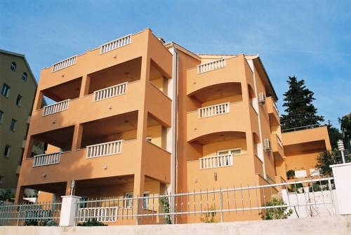 Imagen general del Hotel Tonina Apartments. Foto 9