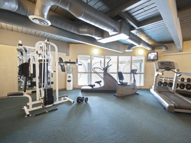 Imagen general del Hotel Tonquin Inn. Foto 3