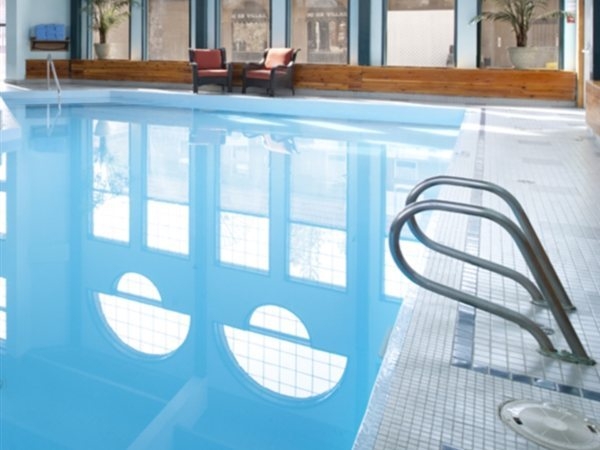 Imagen general del Hotel Tonquin Inn. Foto 4