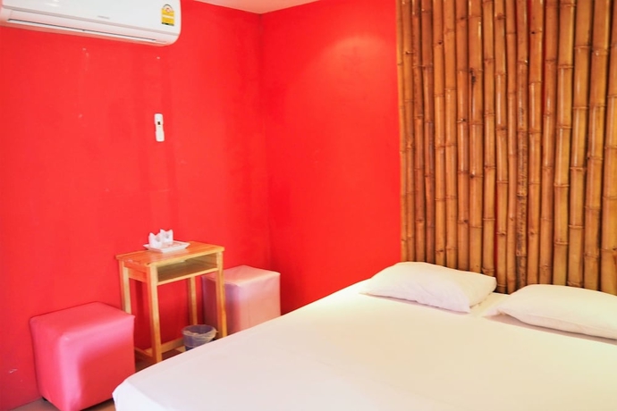 Imagen de la habitación del Hotel Tonrak Resort. Foto 17