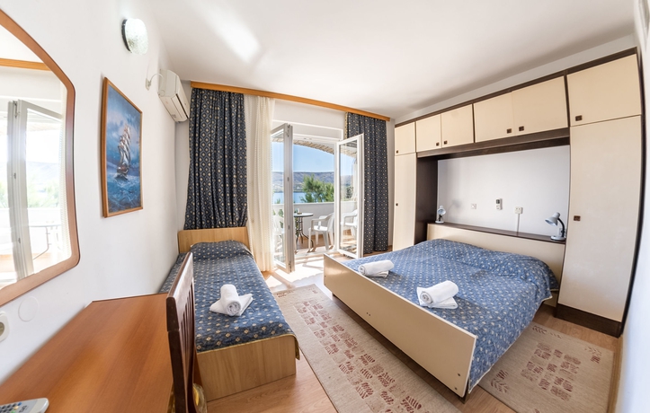 Imagen de la habitación del Hotel Tony. Foto 9