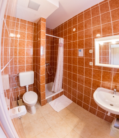 Imagen de la habitación del Hotel Tony. Foto 13