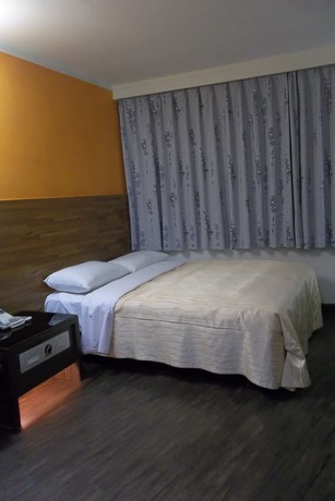 Imagen de la habitación del Hotel Toong Mao Kao Shang Ching. Foto 8