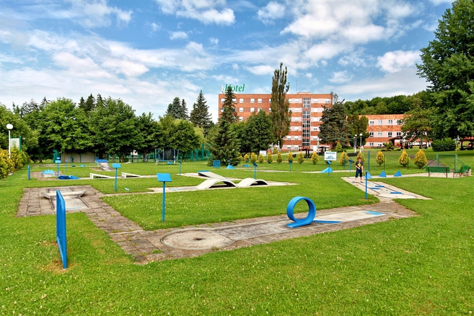 Imagen de los exteriores del Hotel Top Agricola. Foto 12