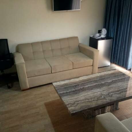 Imagen de la habitación del Hotel Top Cliff. Foto 11