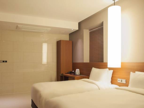 Imagen de la habitación del Hotel Top Cloud Cheonan. Foto 3
