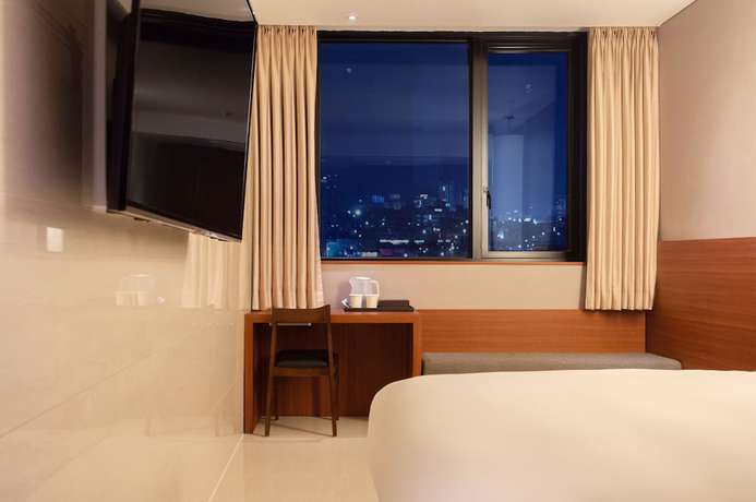 Imagen de la habitación del Hotel Top Cloud Cheonan. Foto 14