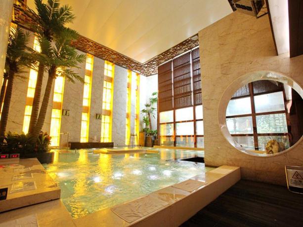 Imagen de la piscina del Hotel Top Elites City Resort Spa Hotel. Foto 13
