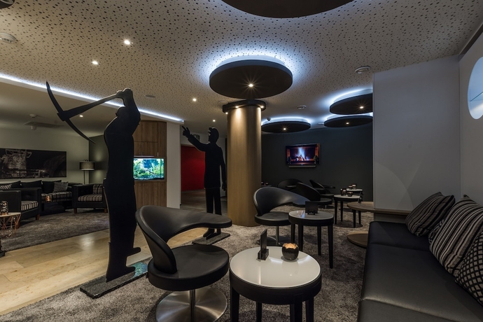 Imagen de los interiores del Hotel Top Esplanade Dortmund. Foto 19
