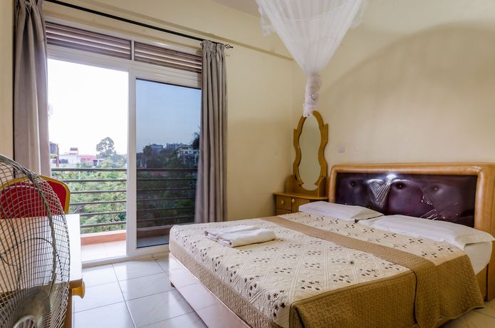 Imagen de la habitación del Hotel Top Five. Foto 18