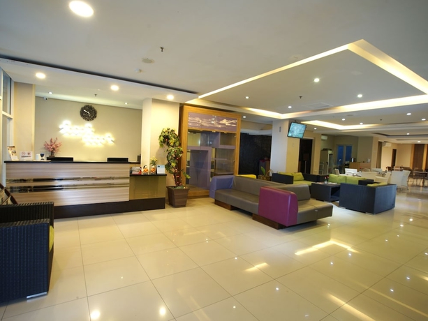 Imagen de los interiores del Hotel Top Malioboro. Foto 11