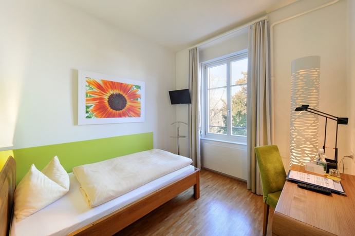 Imagen de la habitación del Hotel Top Odelya Basel. Foto 10