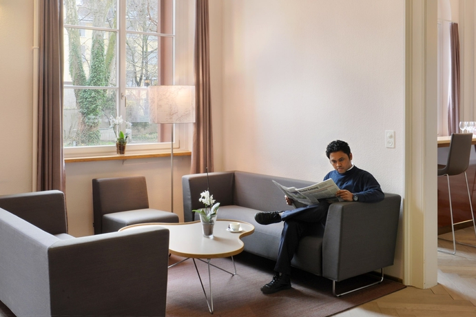 Imagen de los interiores del Hotel Top Odelya Basel. Foto 12