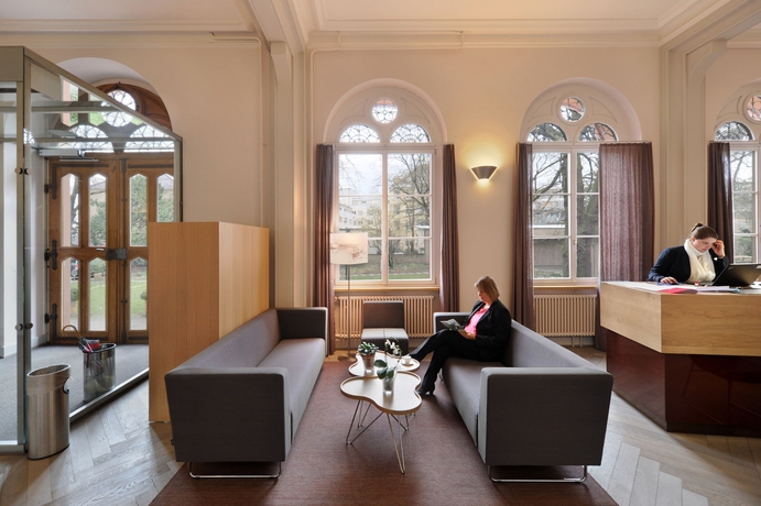 Imagen de los interiores del Hotel Top Odelya Basel. Foto 13