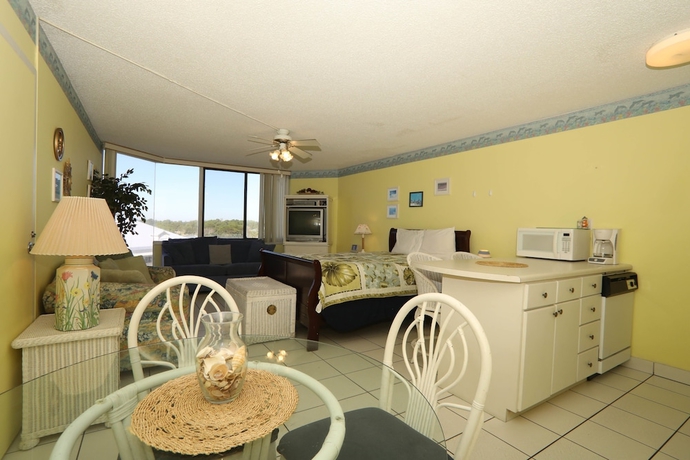 Imagen de la habitación del Hotel Top Of The Gulf By Emerald View Resorts. Foto 2