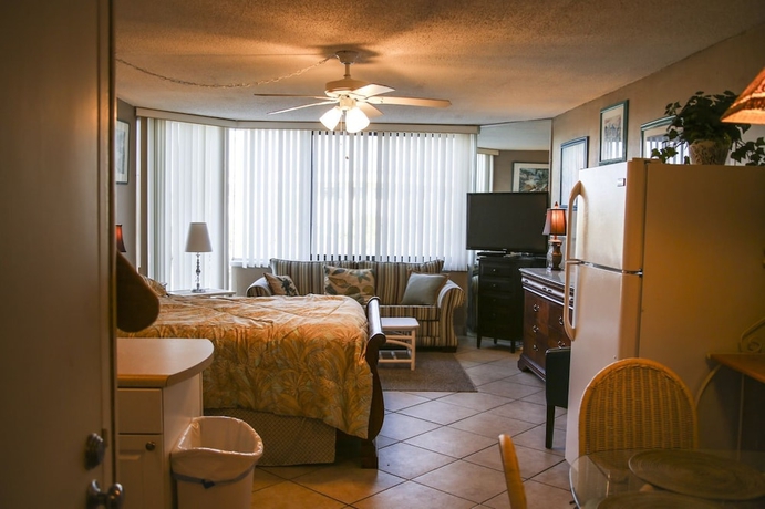 Imagen de la habitación del Hotel Top Of The Gulf By Emerald View Resorts. Foto 4