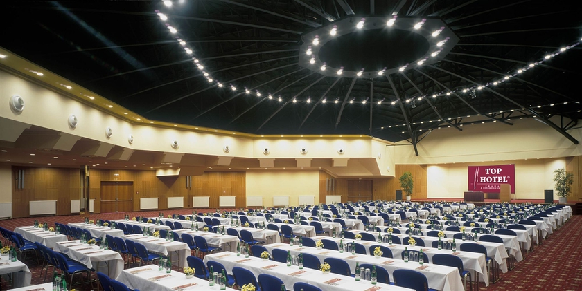 Imagen de los interiores del Hotel Top Praha and Conference Centre. Foto 3