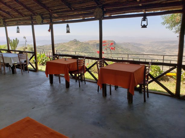 Imagen del bar/restaurante del Hotel Top Twelve. Foto 2