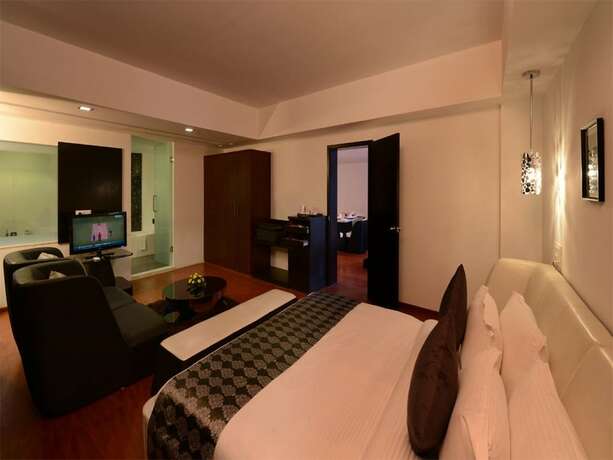 Imagen de la habitación del Hotel Top3 Lords Resort Bhavnagar. Foto 13