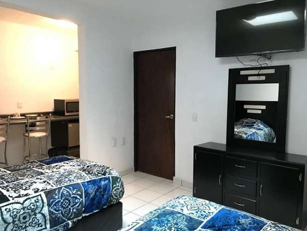 Imagen de la habitación del Hotel Topacio. Foto 4