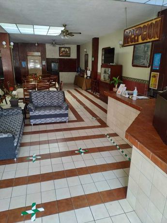 Imagen de los interiores del Hotel Topacio. Foto 10