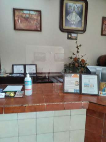 Imagen de los interiores del Hotel Topacio. Foto 18