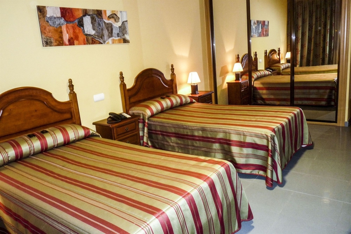 Imagen de la habitación del Hotel Topacio. Foto 5