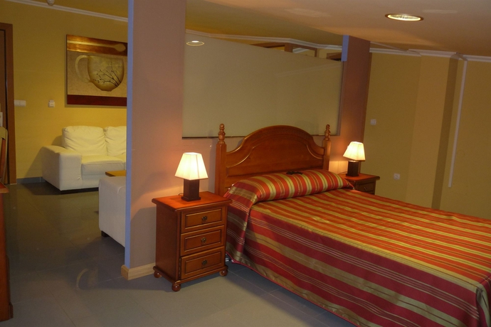 Imagen de la habitación del Hotel Topacio. Foto 9