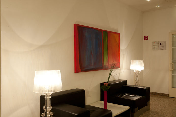 Imagen de los interiores del Hotel Topas. Foto 5