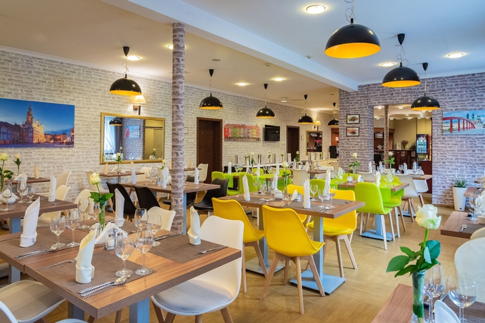 Imagen del bar/restaurante del Hotel Topaz Poznań Centrum. Foto 17