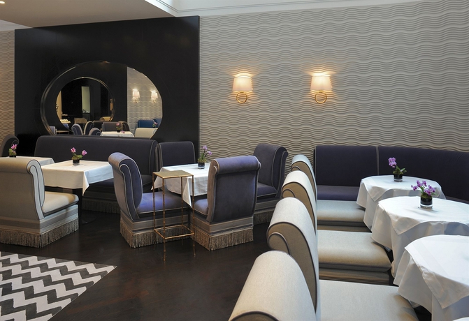 Imagen del bar/restaurante del Hotel Topazz & Lamée. Foto 6