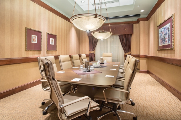 Imagen de los interiores del Hotel Topeka At City Center. Foto 17