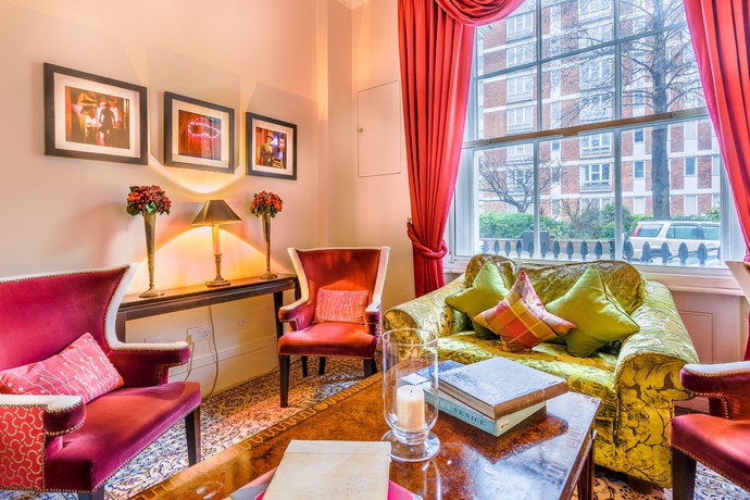 Imagen de los interiores del Hotel Tophams. Foto 11