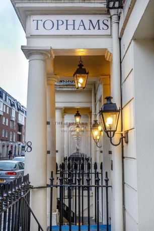 Imagen de los exteriores del Hotel Tophams. Foto 10