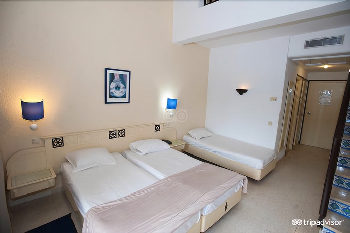 Imagen de la habitación del Hotel Topkapi Beach. Foto 7