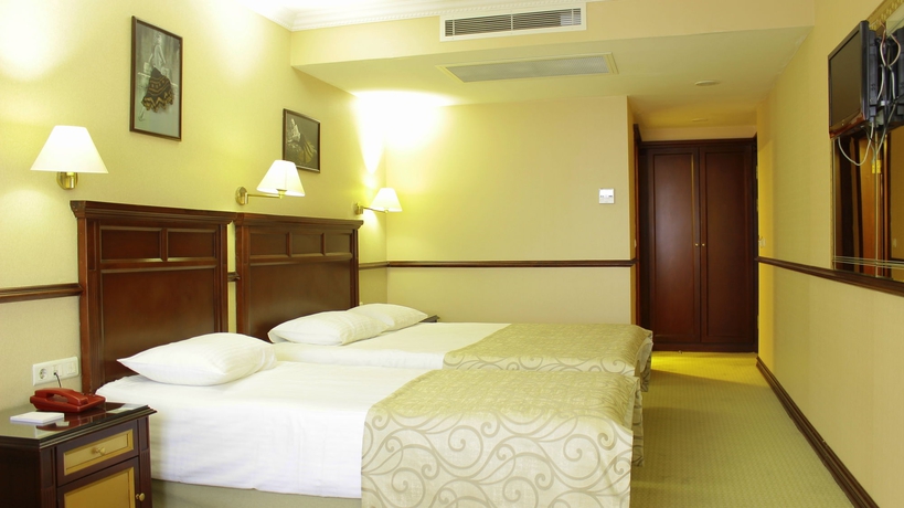Imagen de la habitación del Hotel Topkapi Inter Istanbul. Foto 8
