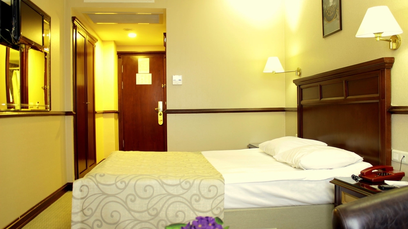 Imagen de la habitación del Hotel Topkapi Inter Istanbul. Foto 13