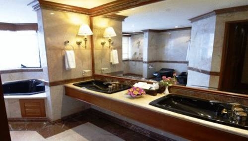 Imagen general del Hotel Topland and Convention Centre. Foto 26