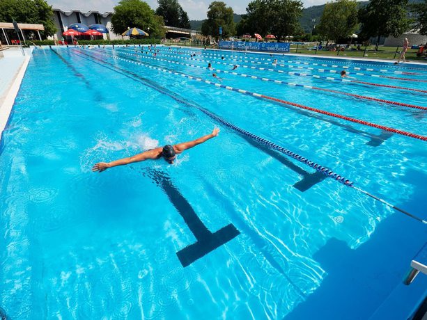 Imagen de la piscina del Hotel Toplice. Foto 19