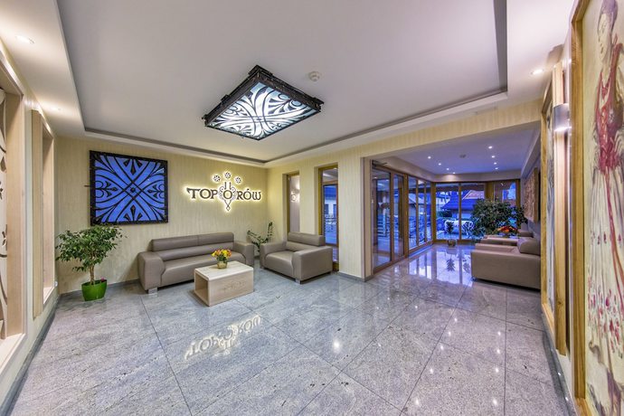 Imagen de los interiores del Hotel Topor&oacute;w. Foto 20
