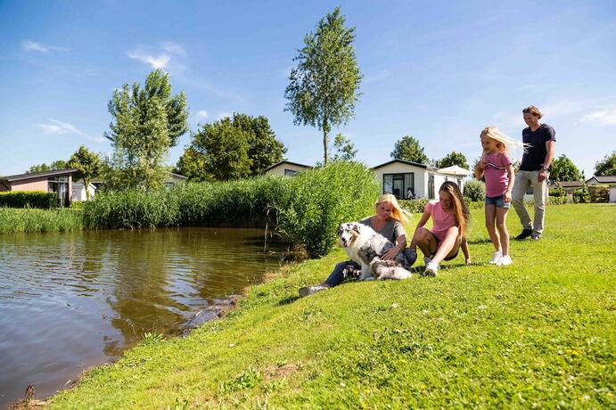 Imagen general del Hotel Topparken Recreatiepark Het Esmeer. Foto 6