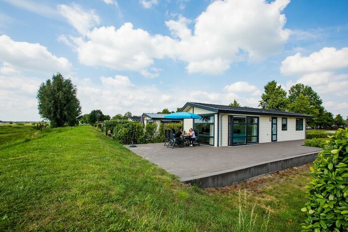 Imagen general del Hotel Topparken Recreatiepark Het Esmeer. Foto 10