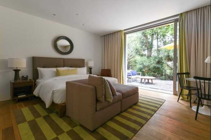 Imagen general del Hotel Topping Rose House. Foto 7