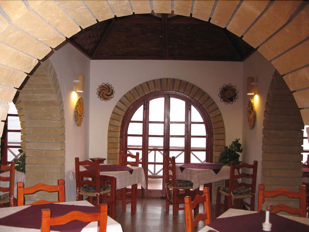 Imagen del bar/restaurante del Hotel Topset. Foto 3
