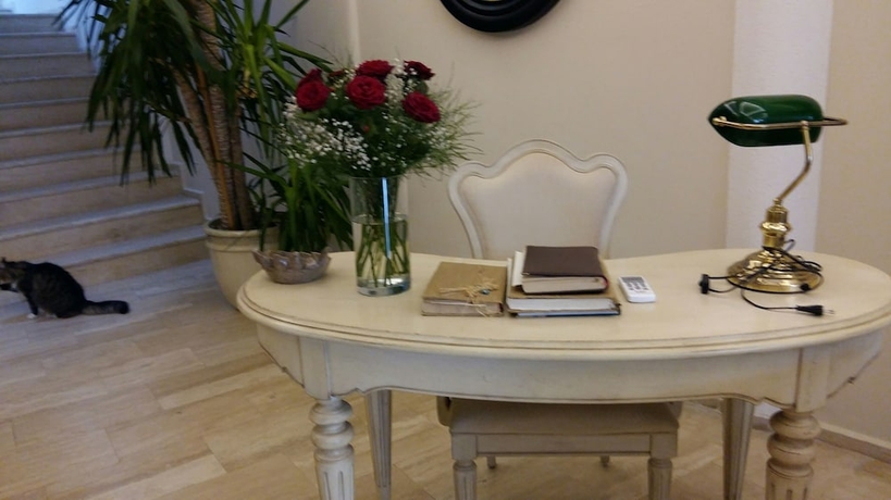 Imagen de los interiores del Hotel Torbahan. Foto 17